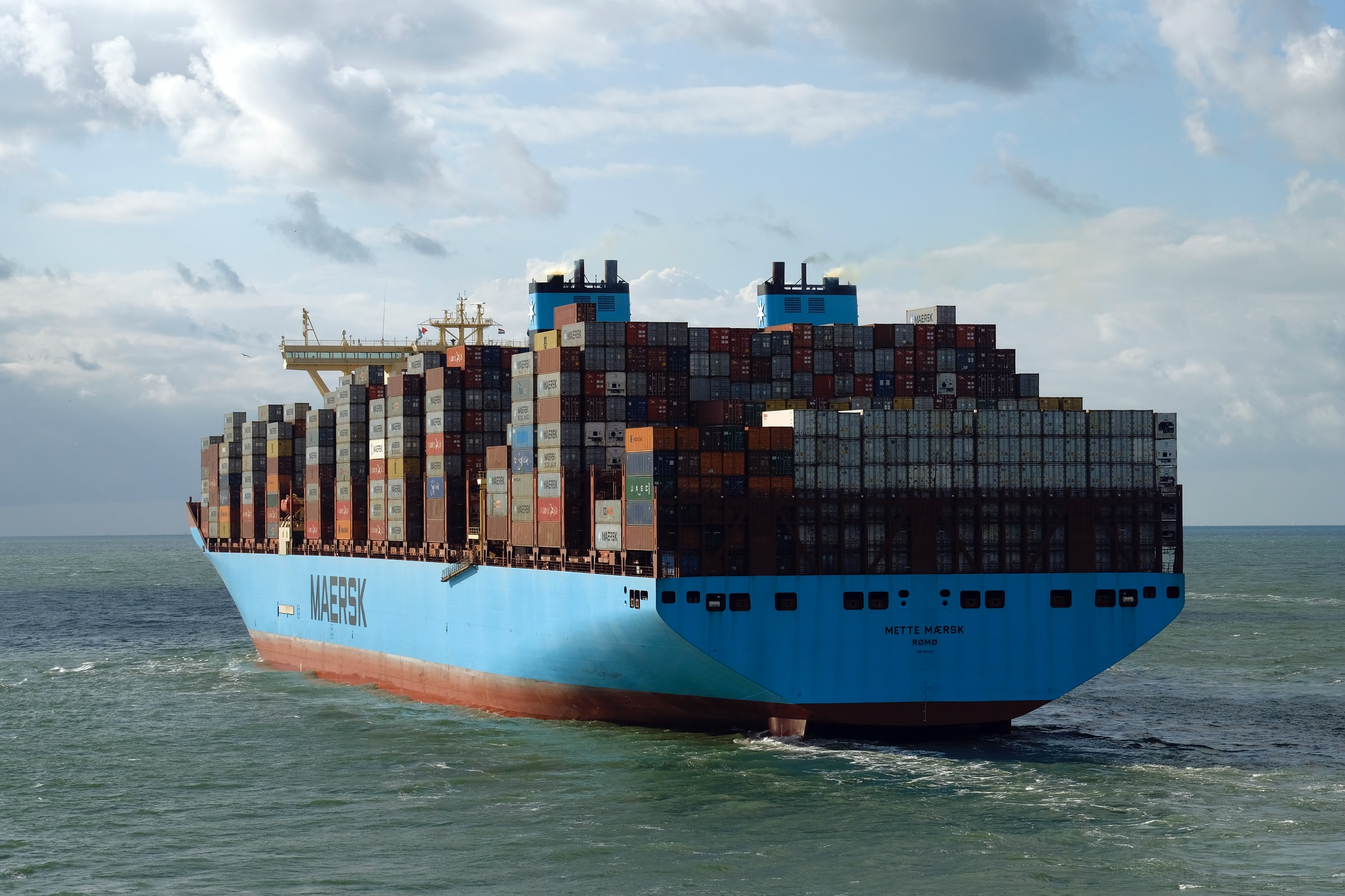Maersk Essen Reaches Lazaro Cardenas Anchorage