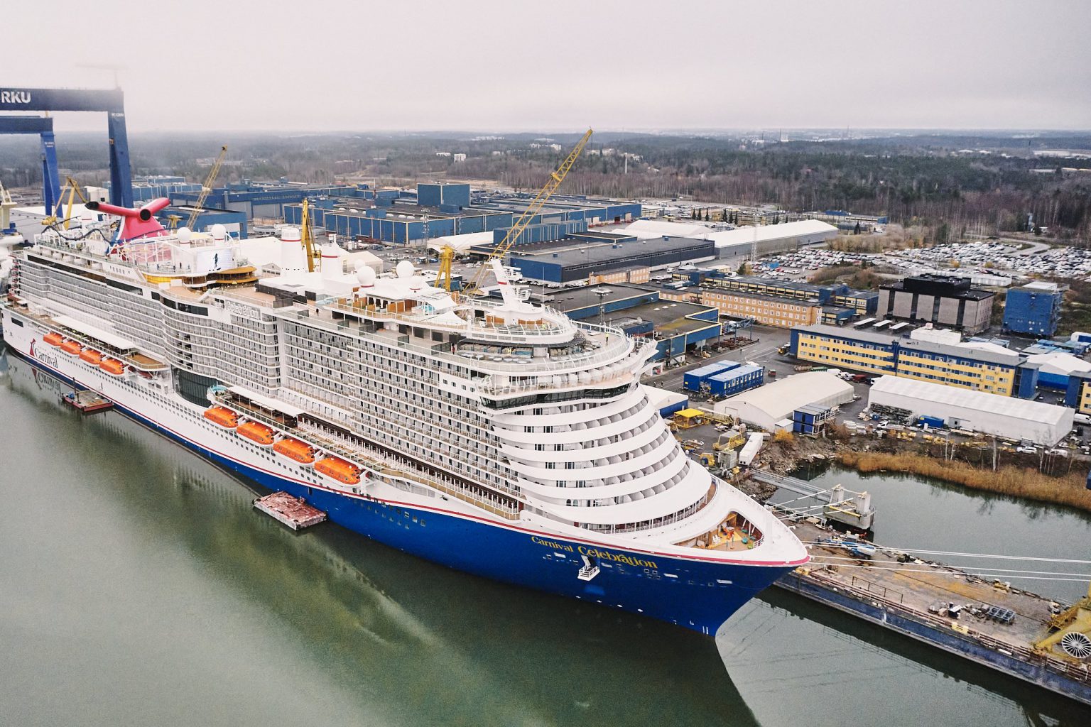 carnival-acquires-new-lng-powered-cruise-ship-from-meyer-turku-ship